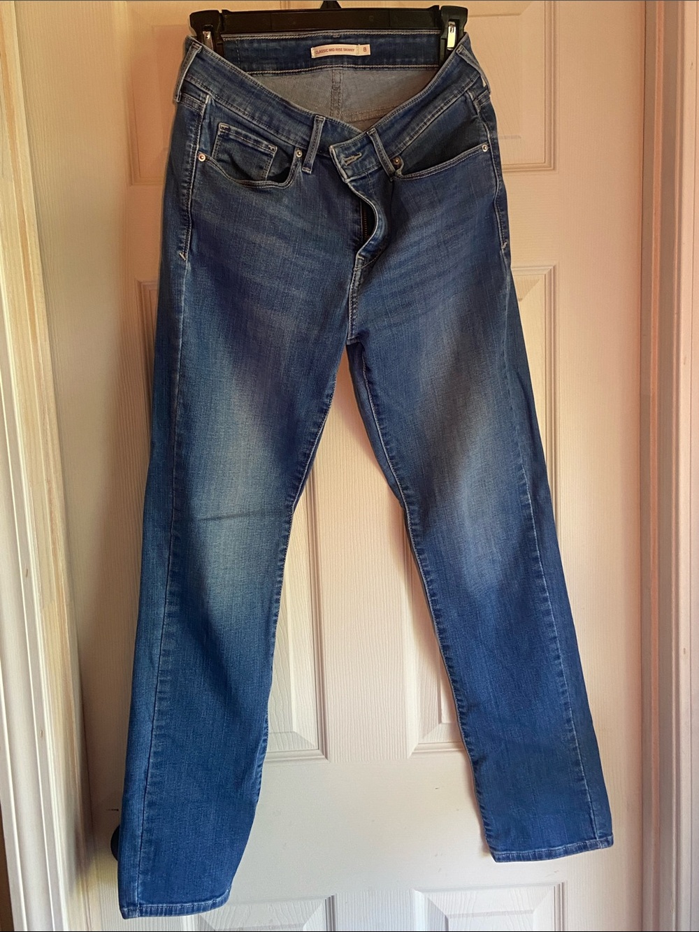 Levi's Women's Medium Blue Mid Ride Skinny Leg Jeans